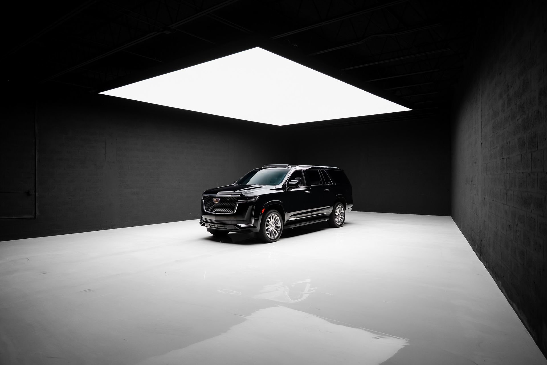 Used 2024 Cadillac Escalade ESV Premium Luxury RWD image 90
