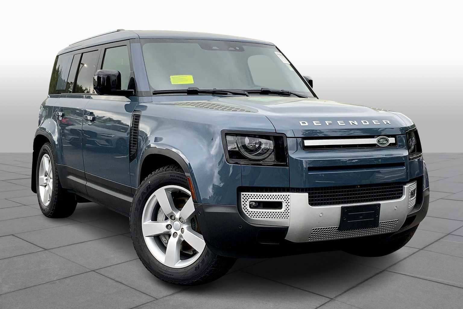 New 2025 Land Rover Defender 110 S image 18