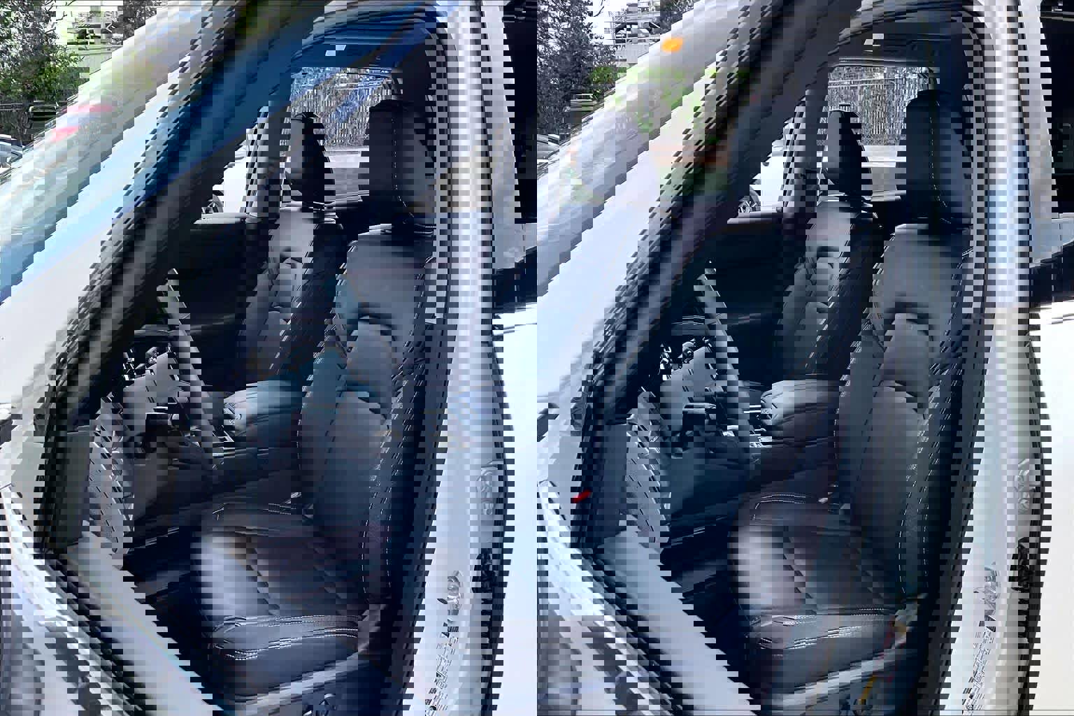 Used 2023 Nissan Pathfinder SL w/ SL Premium Package image 8