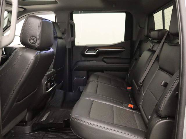 Used 2024 GMC Sierra 1500 Denali w/ Denali Reserve Package AWD/4WD image 17