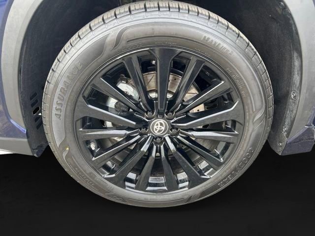 Used 2023 Toyota Highlander XSE image 11