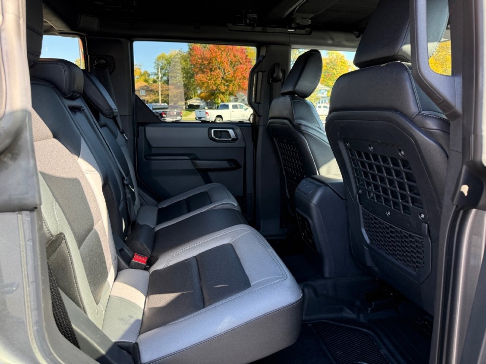 Used 2024 Ford Bronco Black Diamond image 15