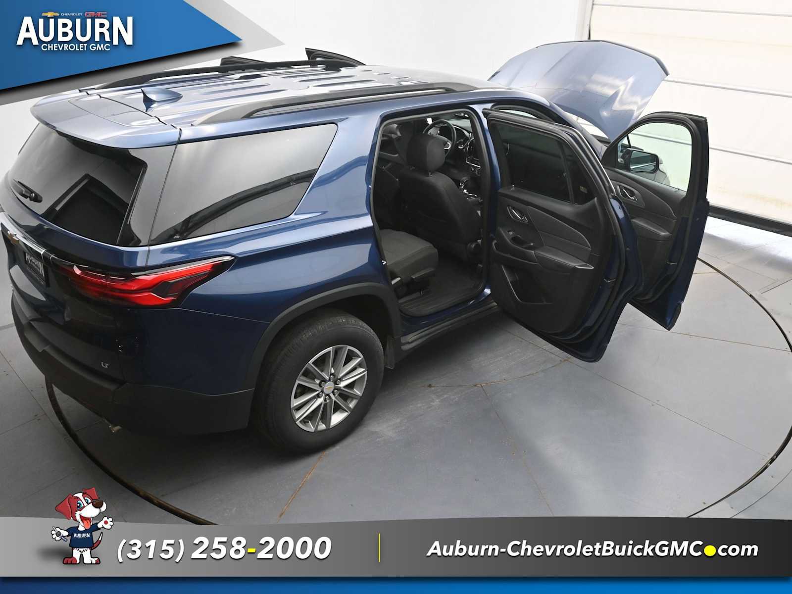 Used 2023 Chevrolet Traverse LT AWD/4WD image 41