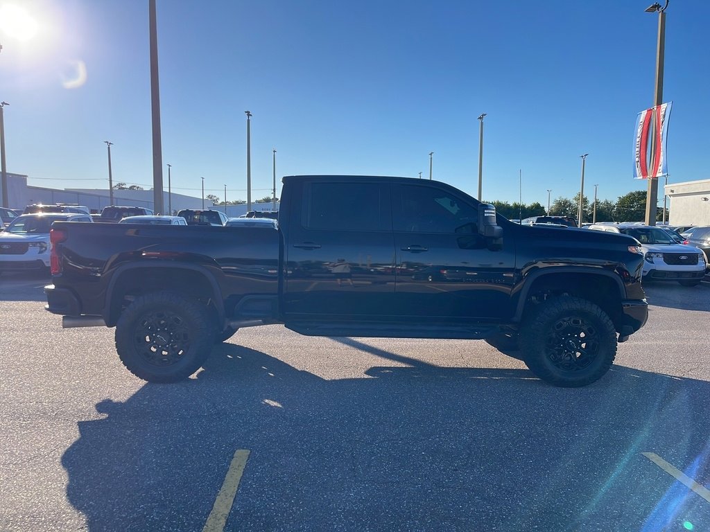 Used 2024 Chevrolet Silverado 2500 LTZ w/ LTZ Plus Package image 5