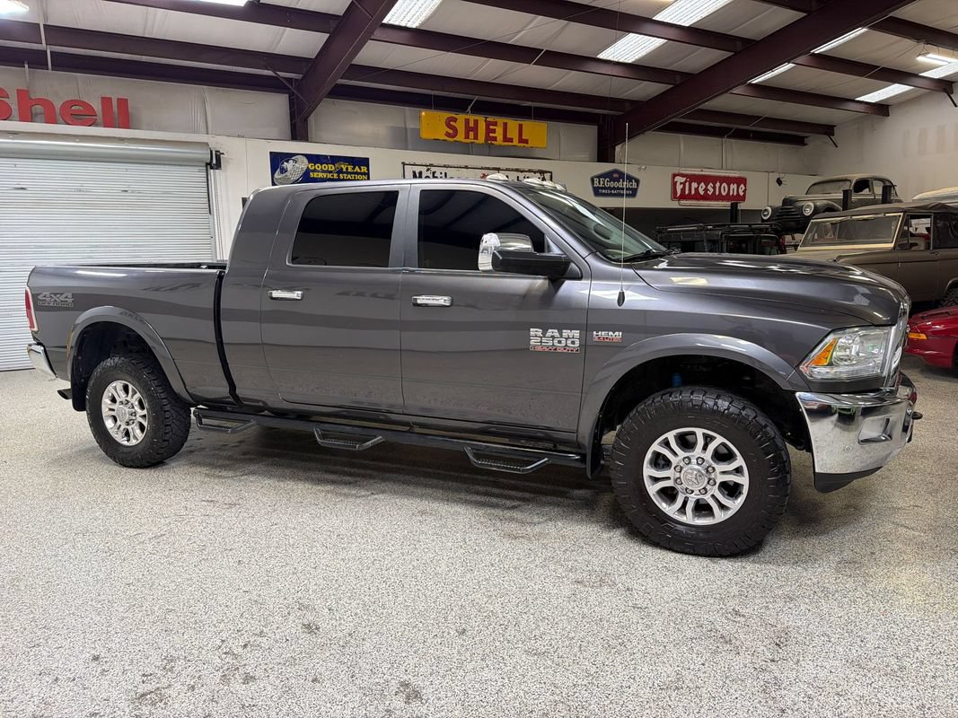 Used 2018 RAM 2500 Laramie w/ Off Road Package AWD/4WD image 10