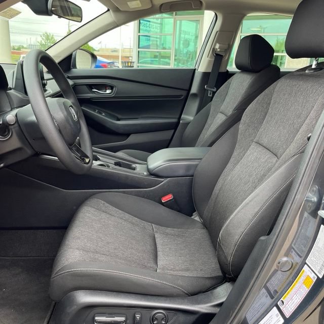 Certified 2023 Honda Accord EX image 9