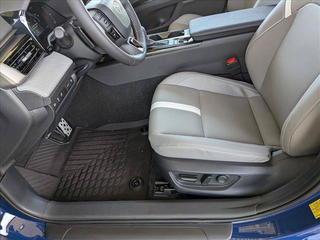 New 2026 Toyota Camry SE w/ Multimedia Upgrade Package AWD/4WD image 4