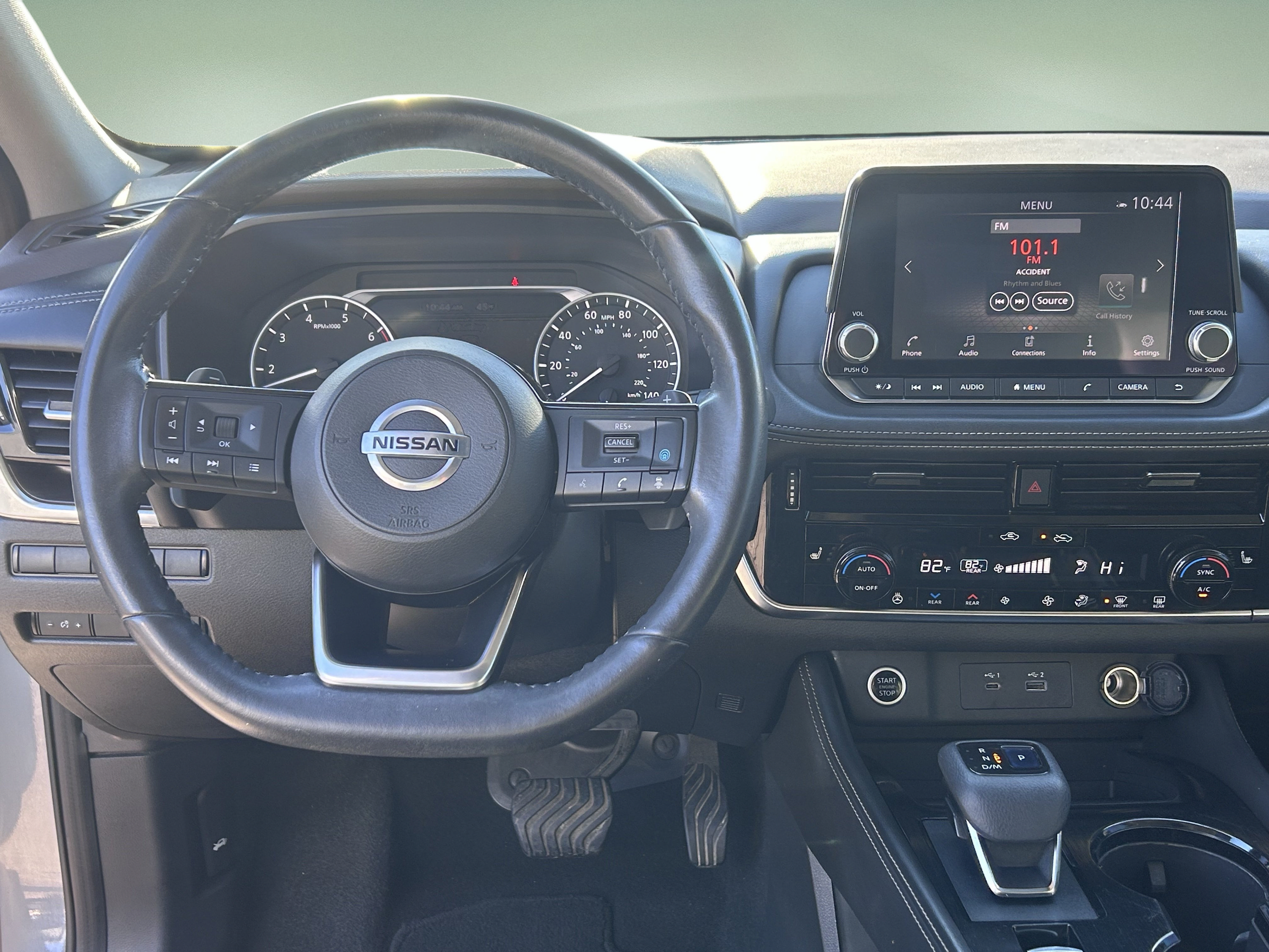 Used 2021 Nissan Rogue SL FWD image 16