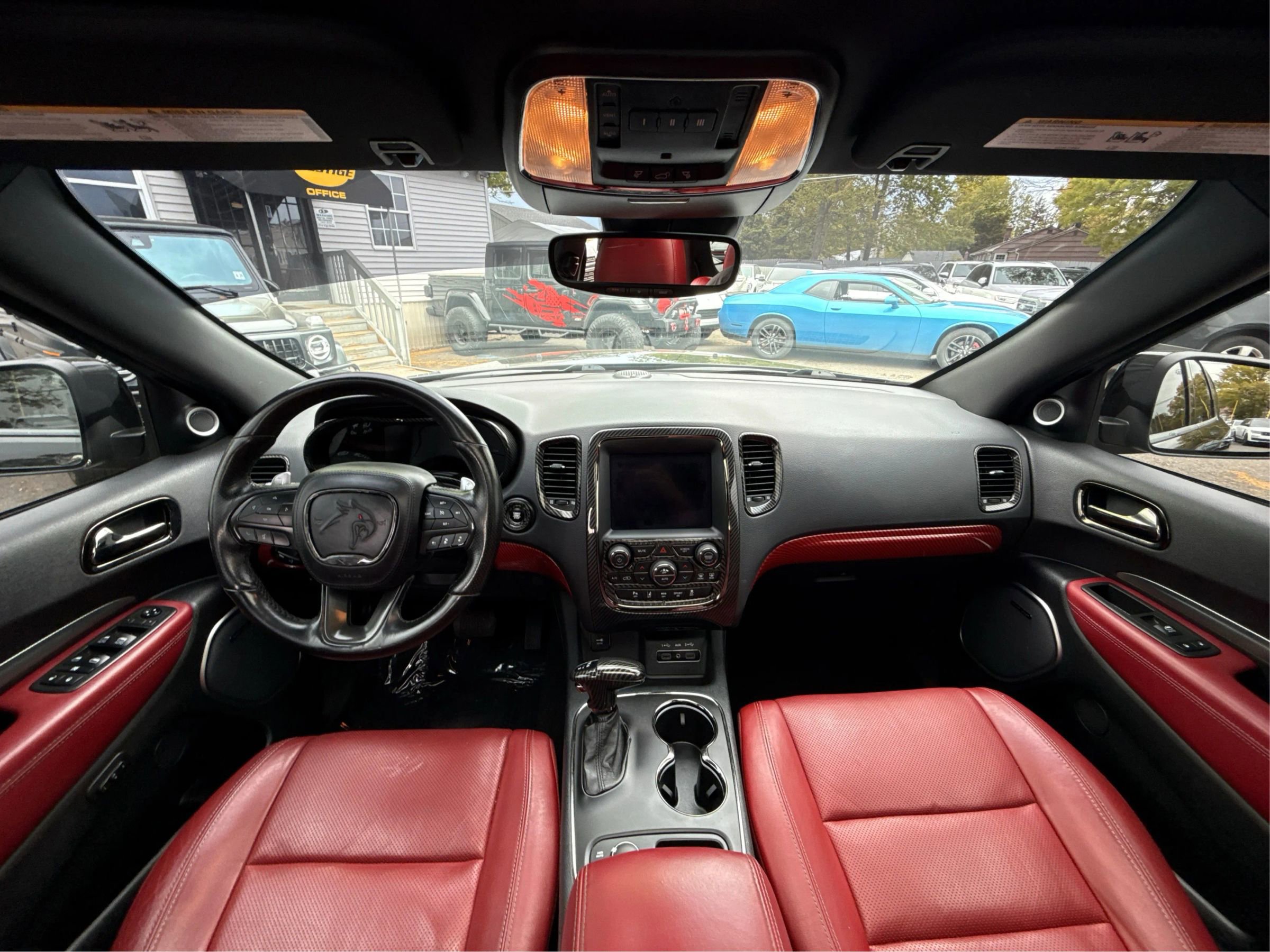 Used 2020 Dodge Durango R/T w/ Technology Group AWD/4WD image 29