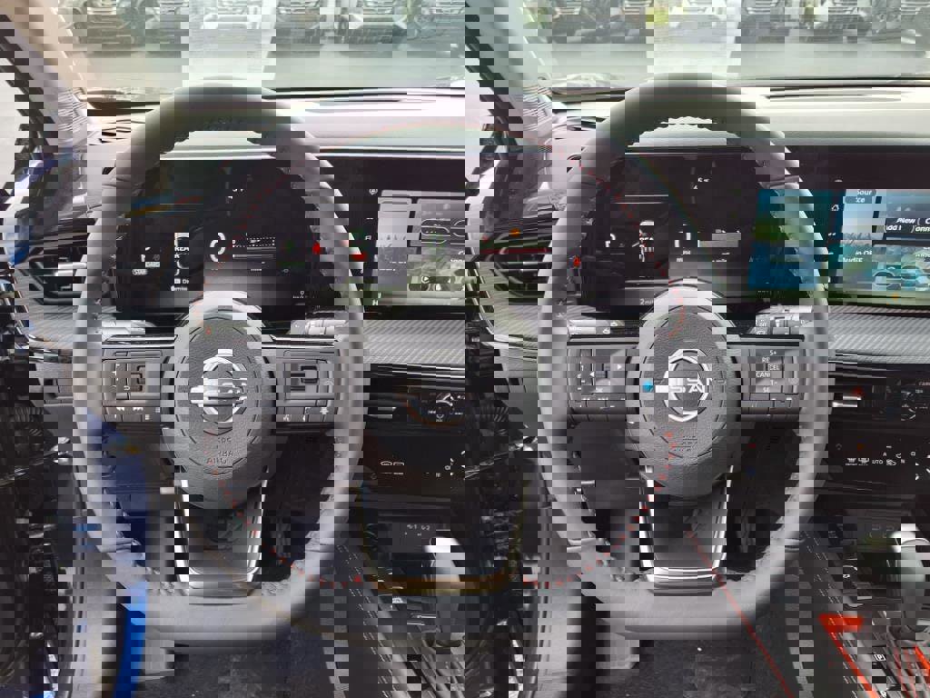 New 2025 Nissan Kicks SR w/ Illumination Package image 12