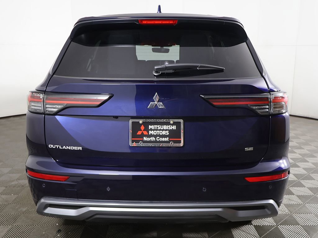 New 2026 Mitsubishi Outlander SE FWD image 15