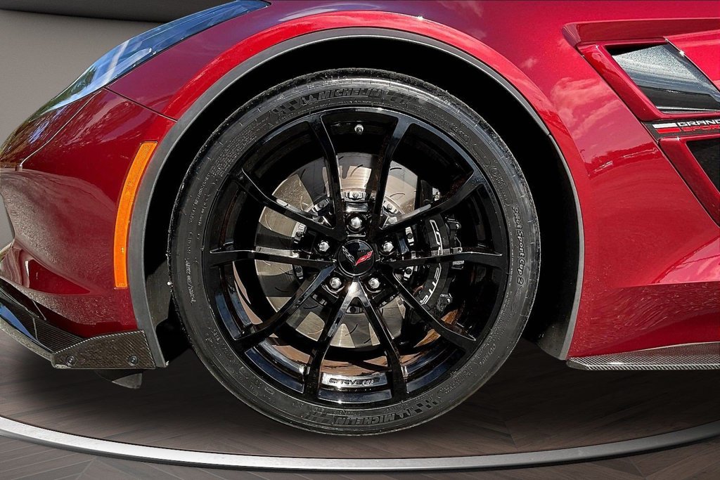 Used 2019 Chevrolet Corvette Grand Sport RWD image 34