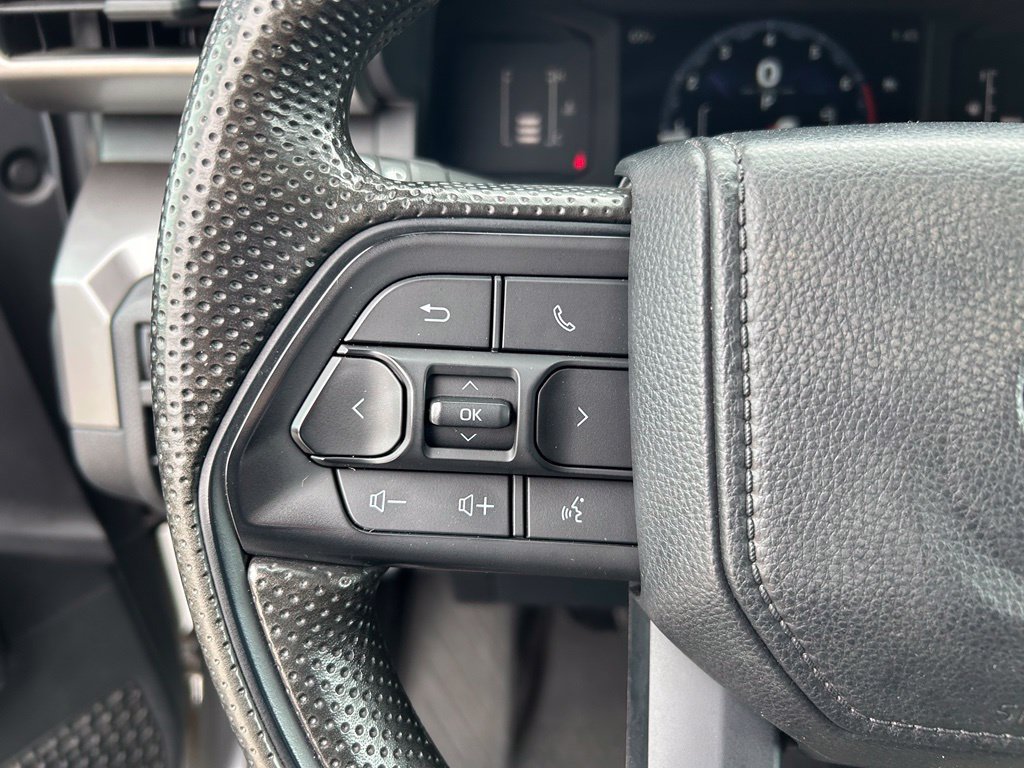 Used 2024 Toyota Tacoma SR5 AWD/4WD image 21