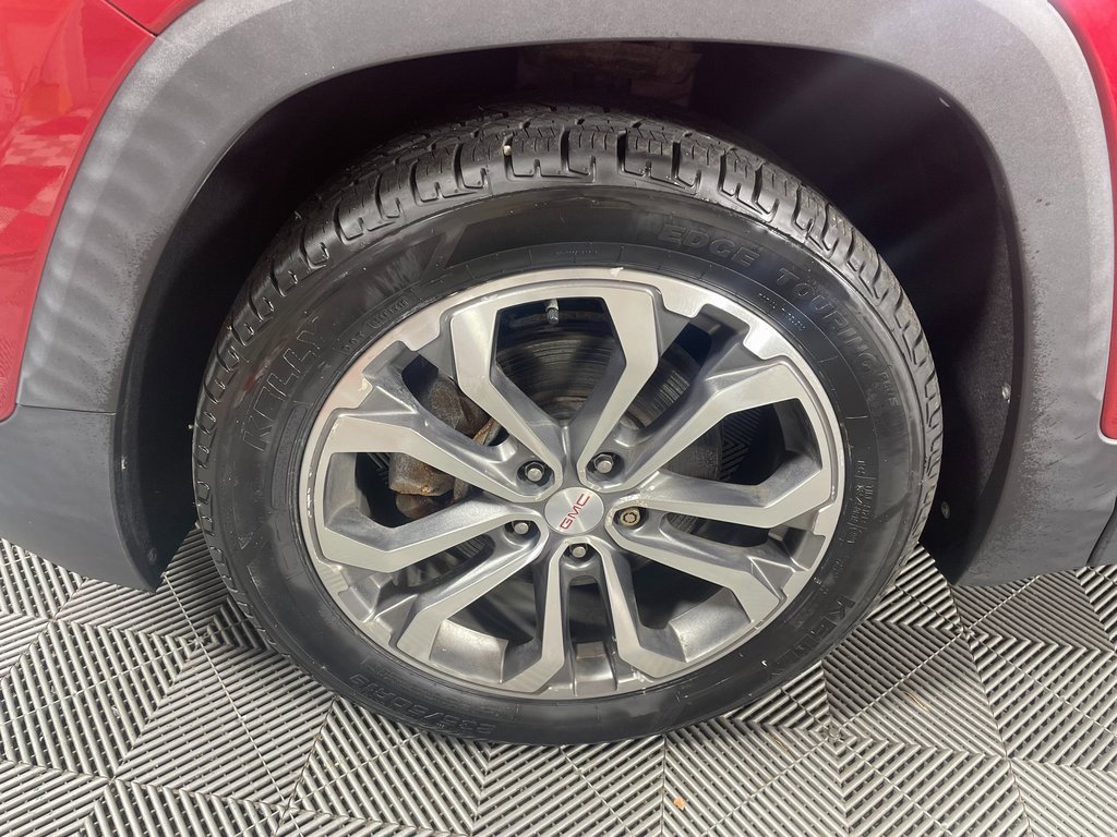 Used 2020 GMC Terrain SLT w/ Preferred Package image 12