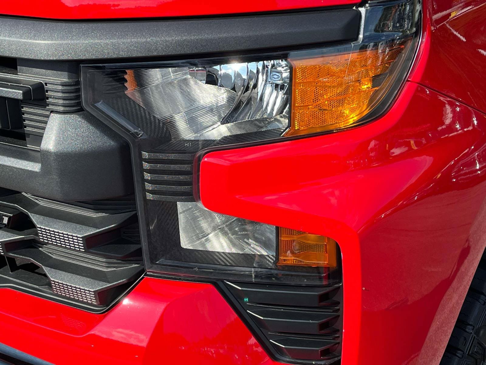 Used 2026 Chevrolet Silverado 1500 Custom Trail Boss w/ LPO, Dark Essentials Package AWD/4WD image 9