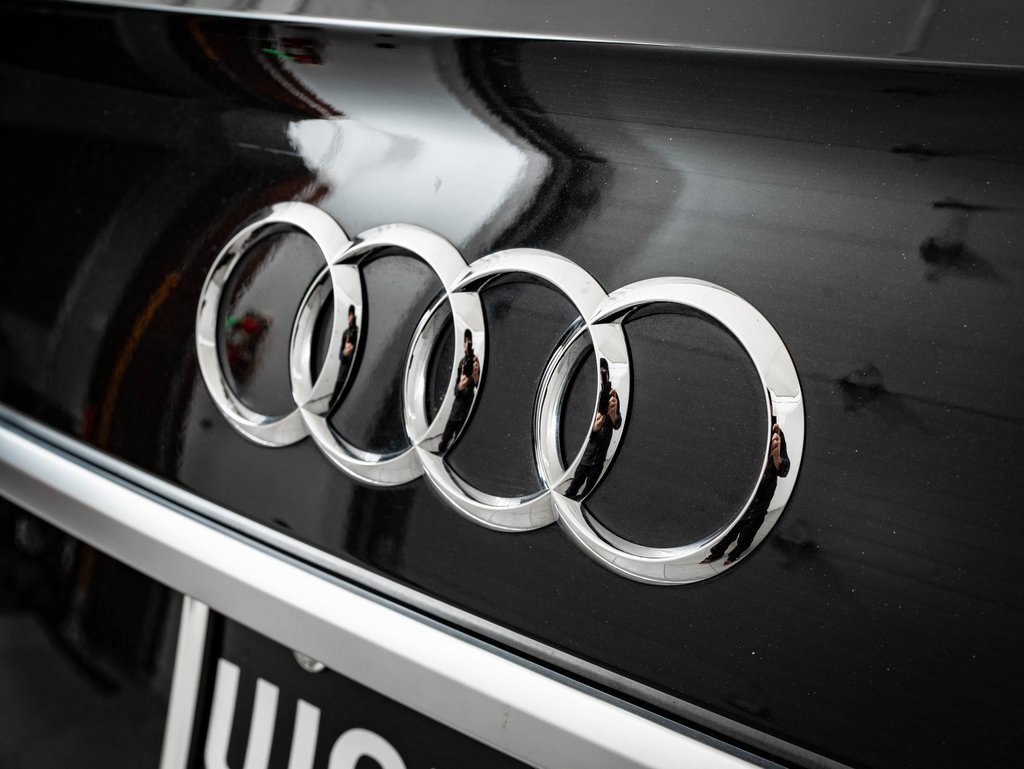 Used 2023 Audi Q5 2.0T Premium w/ Convenience Package image 18