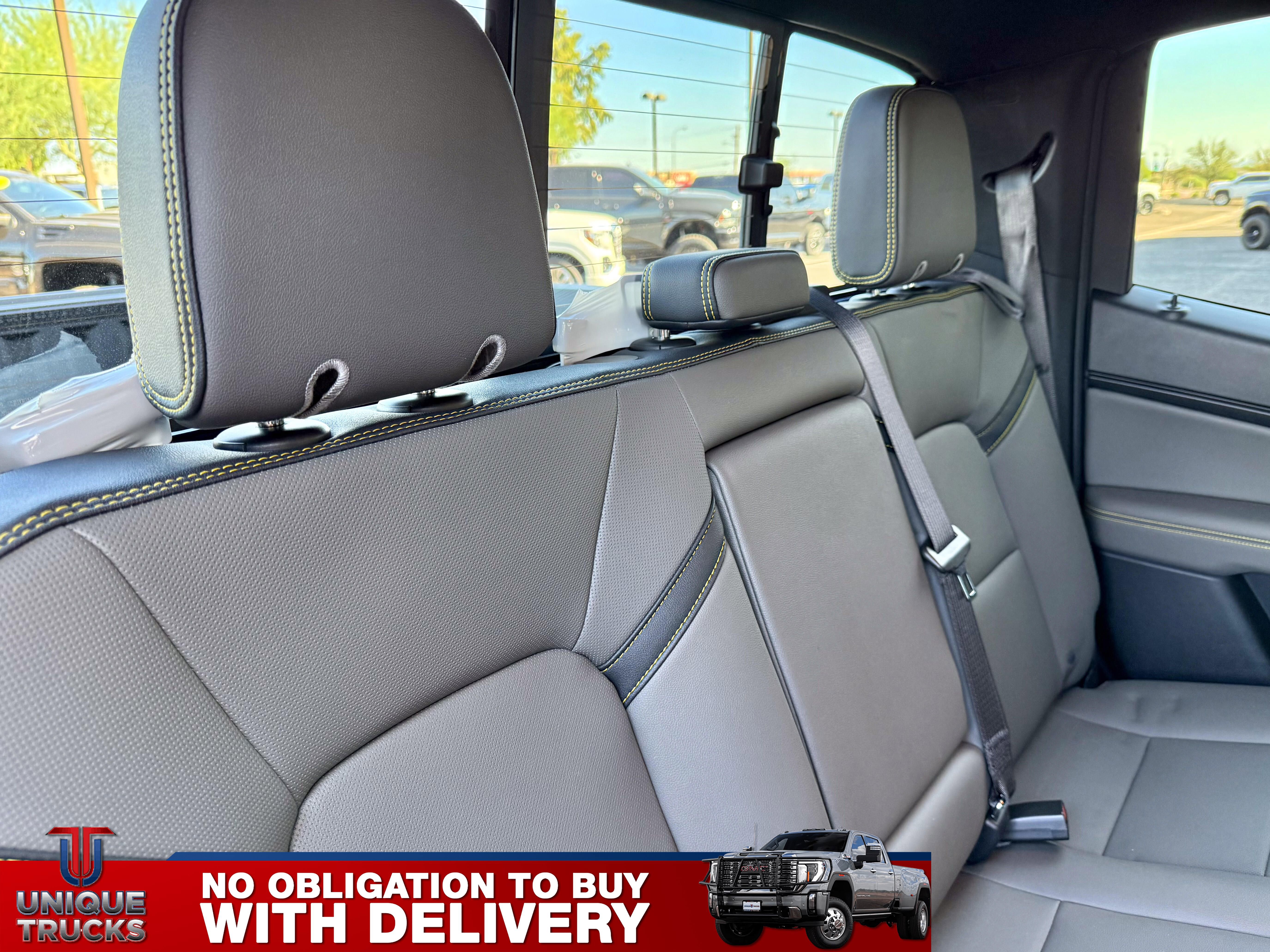 Used 2025 Chevrolet Colorado ZR2 w/ Technology Package image 27