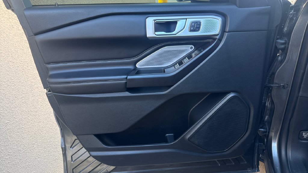 Used 2020 Ford Explorer ST w/ ST Street Pack AWD/4WD image 24