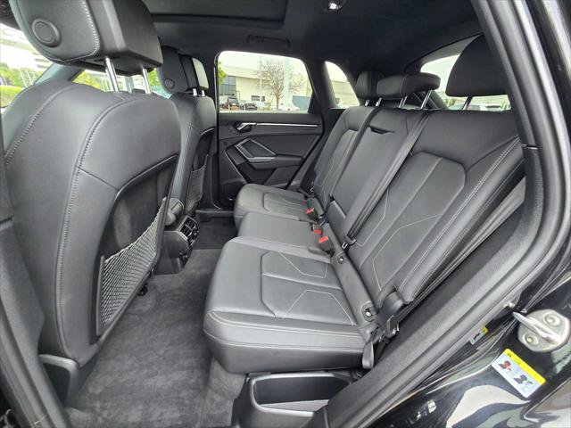 Certified 2025 Audi Q3 2.0T Premium w/ Convenience Package AWD/4WD image 16
