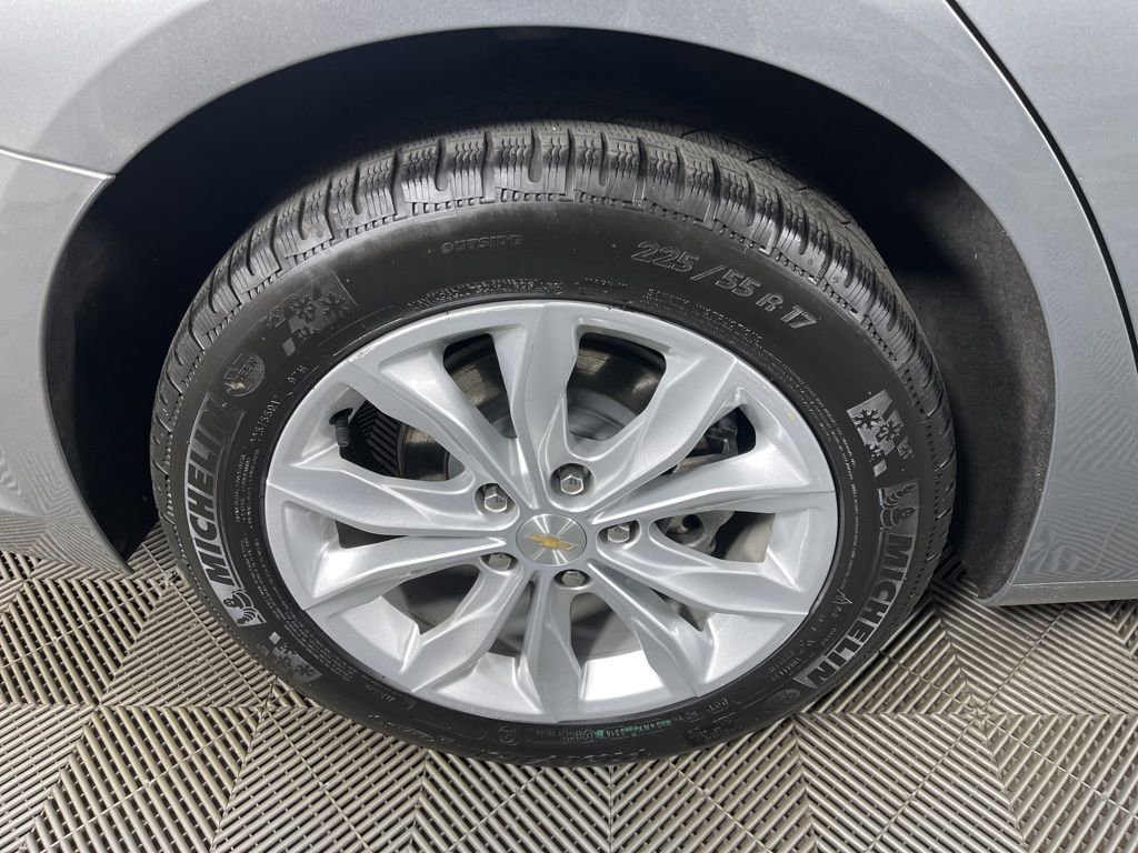 Used 2024 Chevrolet Malibu LT image 13