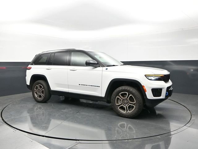 Used 2023 Jeep Grand Cherokee Trailhawk w/ Luxury Tech Group III AWD/4WD image 1