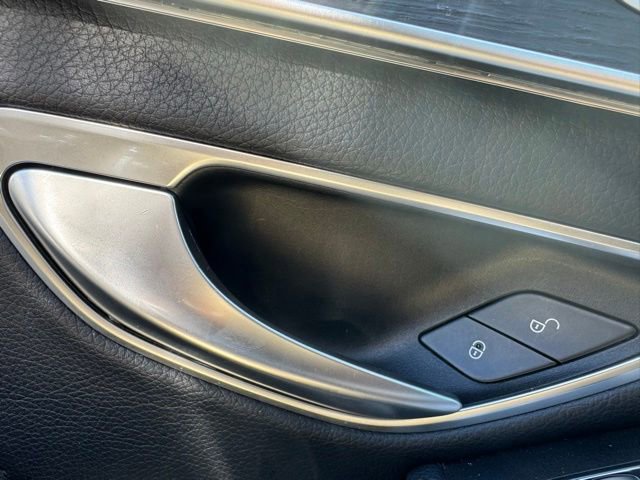 Certified 2020 Mercedes-Benz C 300 4MATIC Sedan image 7