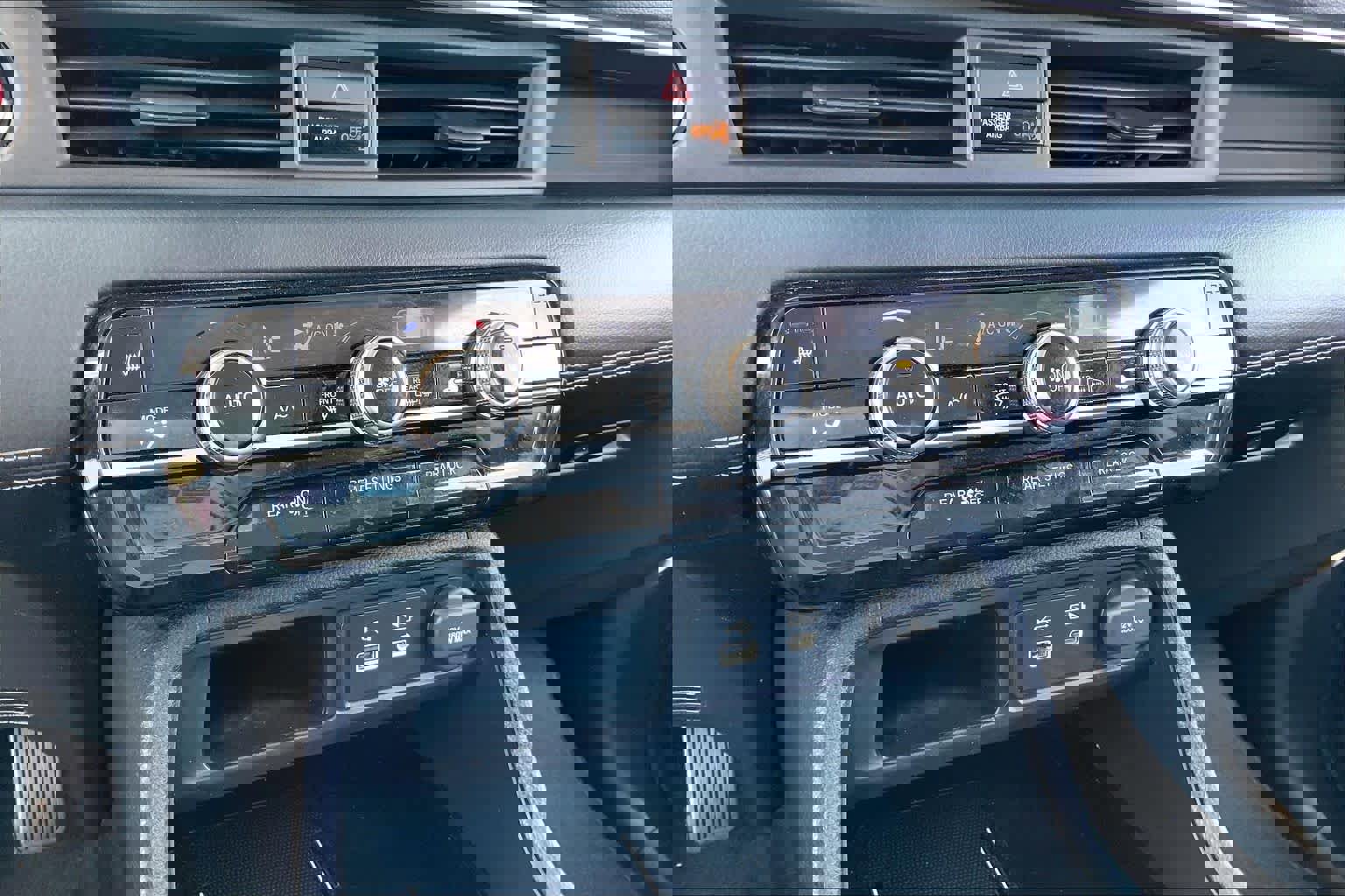 Used 2023 Honda Pilot EX-L image 31