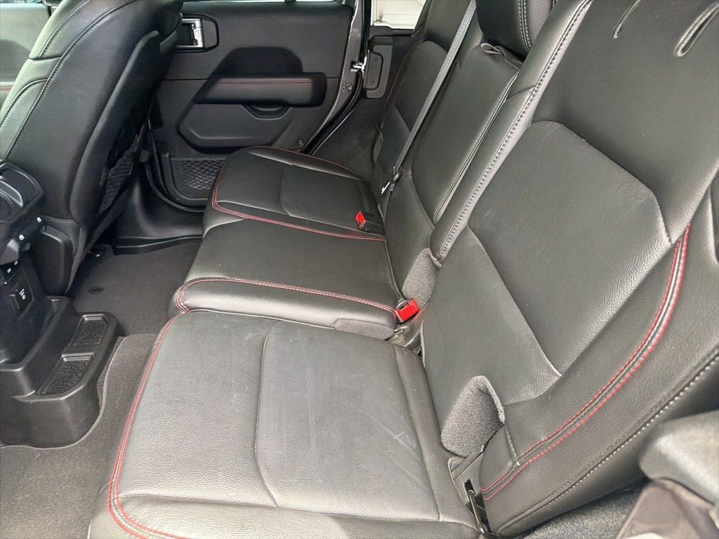 Used 2021 Jeep Wrangler Unlimited Rubicon AWD/4WD image 17