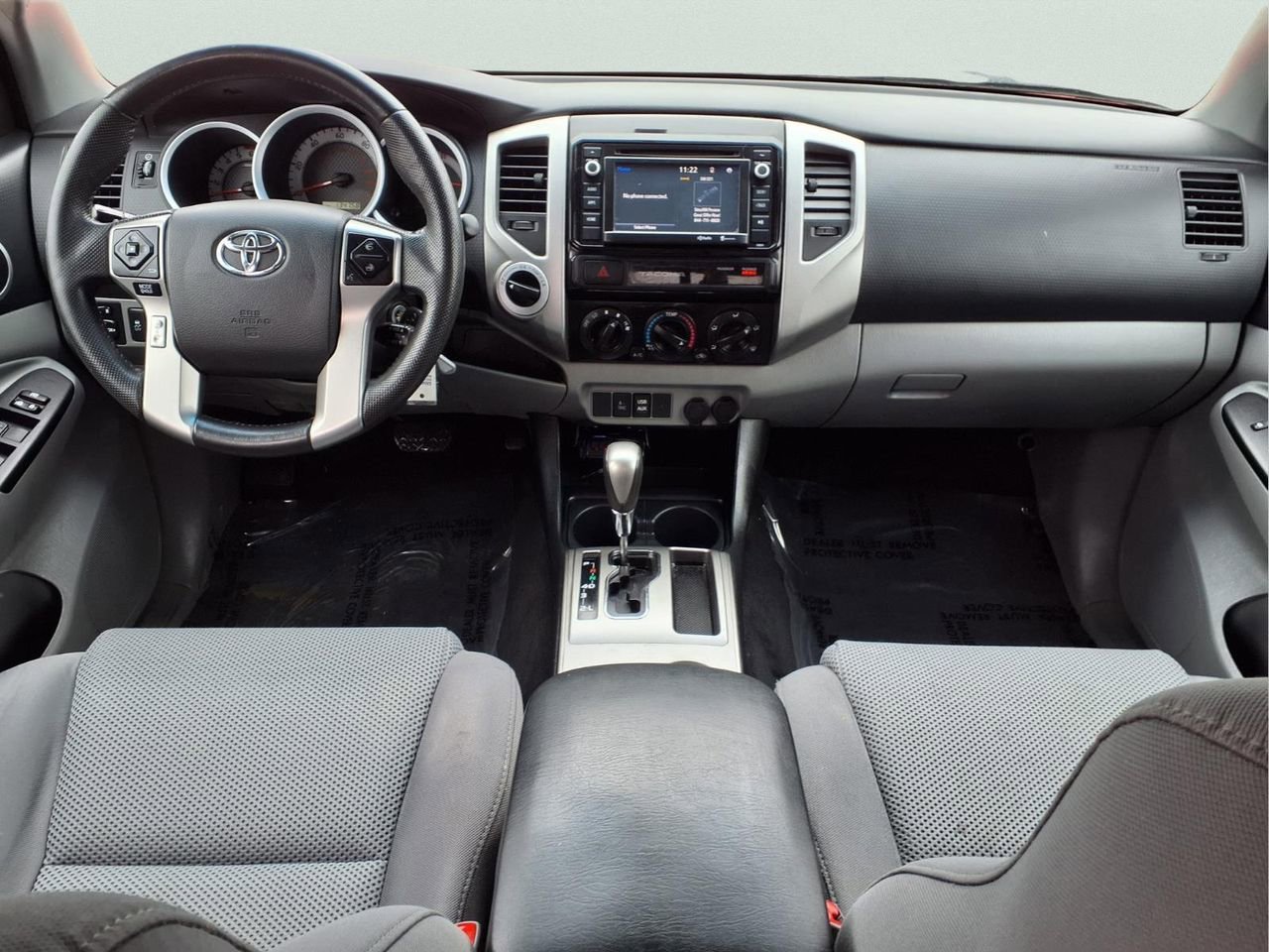 Used 2015 Toyota Tacoma 4x4 Double Cab w/ TRD Off-Road Package image 11