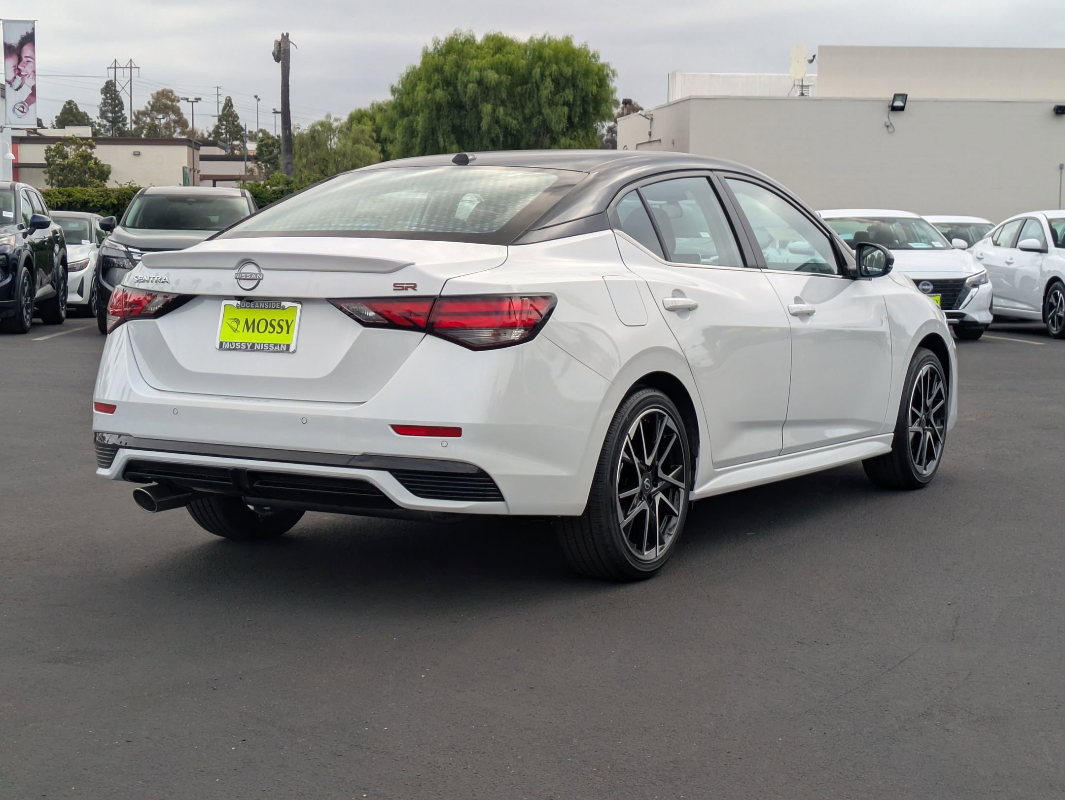 New 2025 Nissan Sentra SR image 7