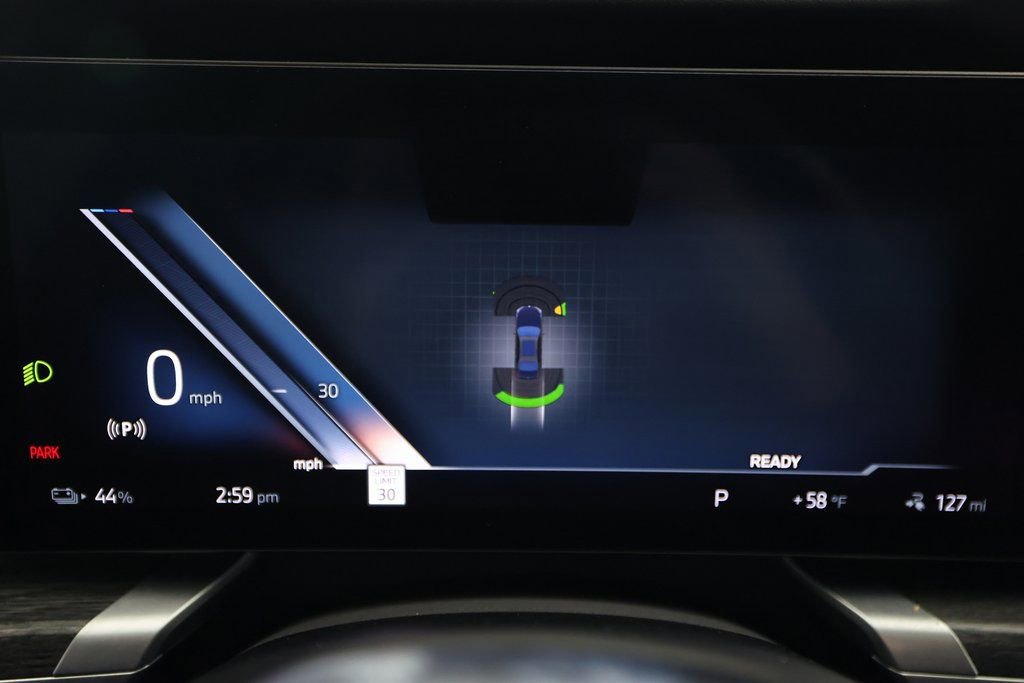 Used 2023 BMW i7 xDrive60 image 22