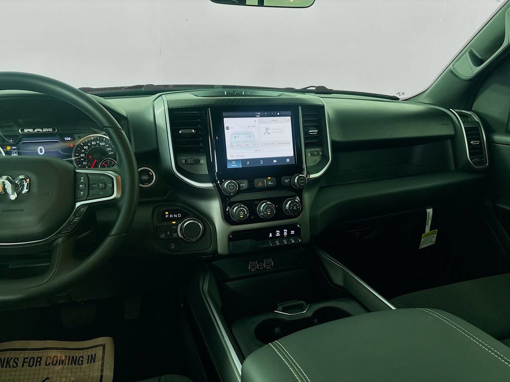New 2026 RAM 1500 Express AWD/4WD image 15