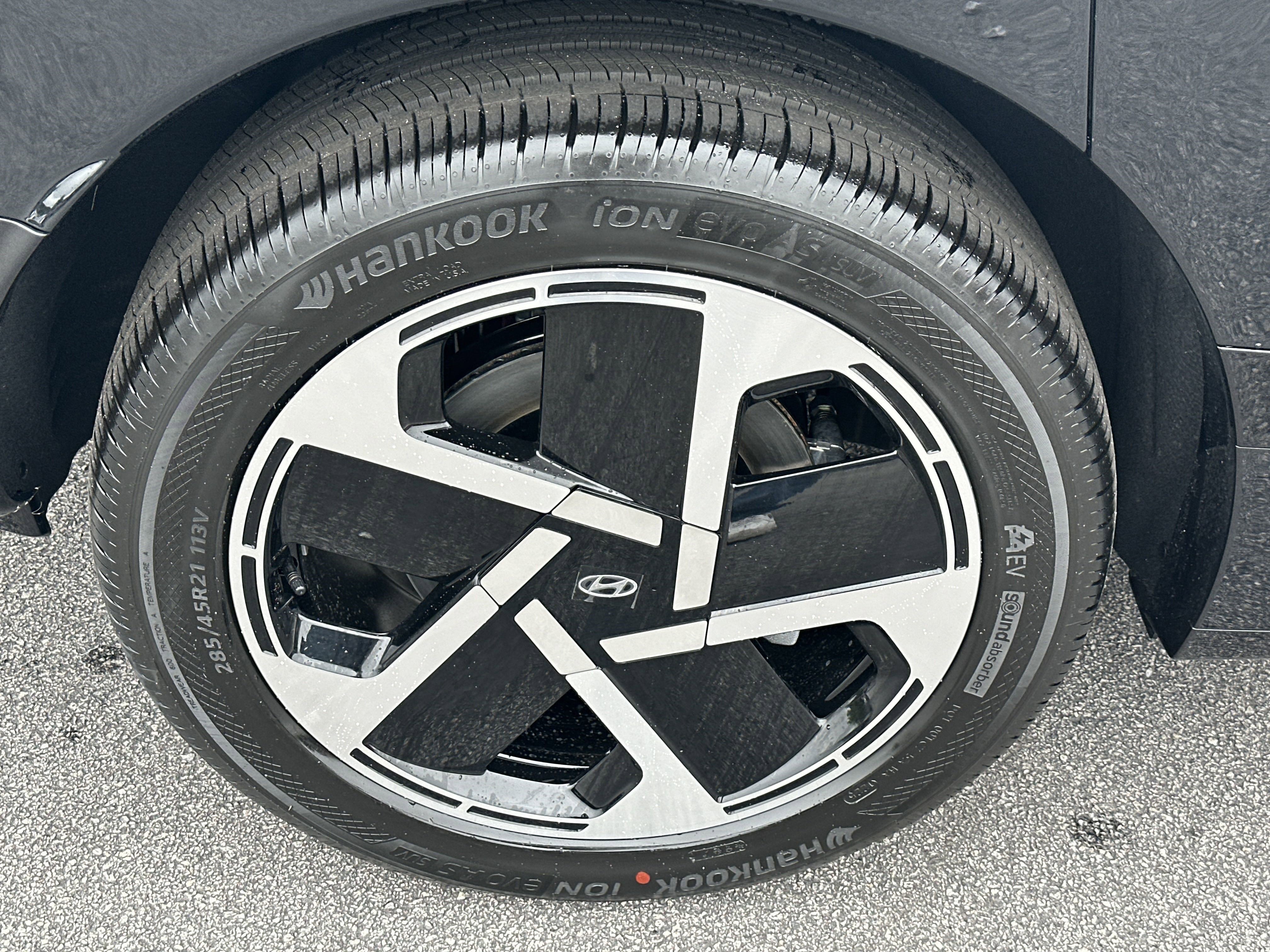 New 2026 Hyundai Ioniq 9 Calligraphy image 19