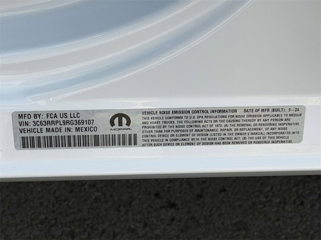 Used 2024 RAM 3500 Limited image 27