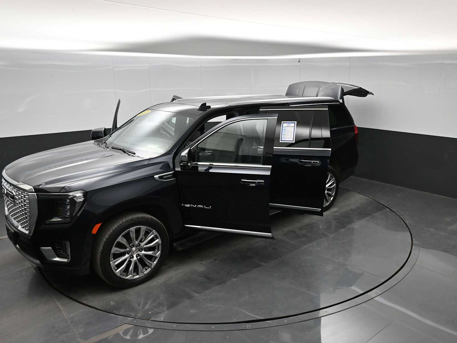 Used 2023 GMC Yukon XL Denali w/ Max Trailering Package AWD/4WD image 46