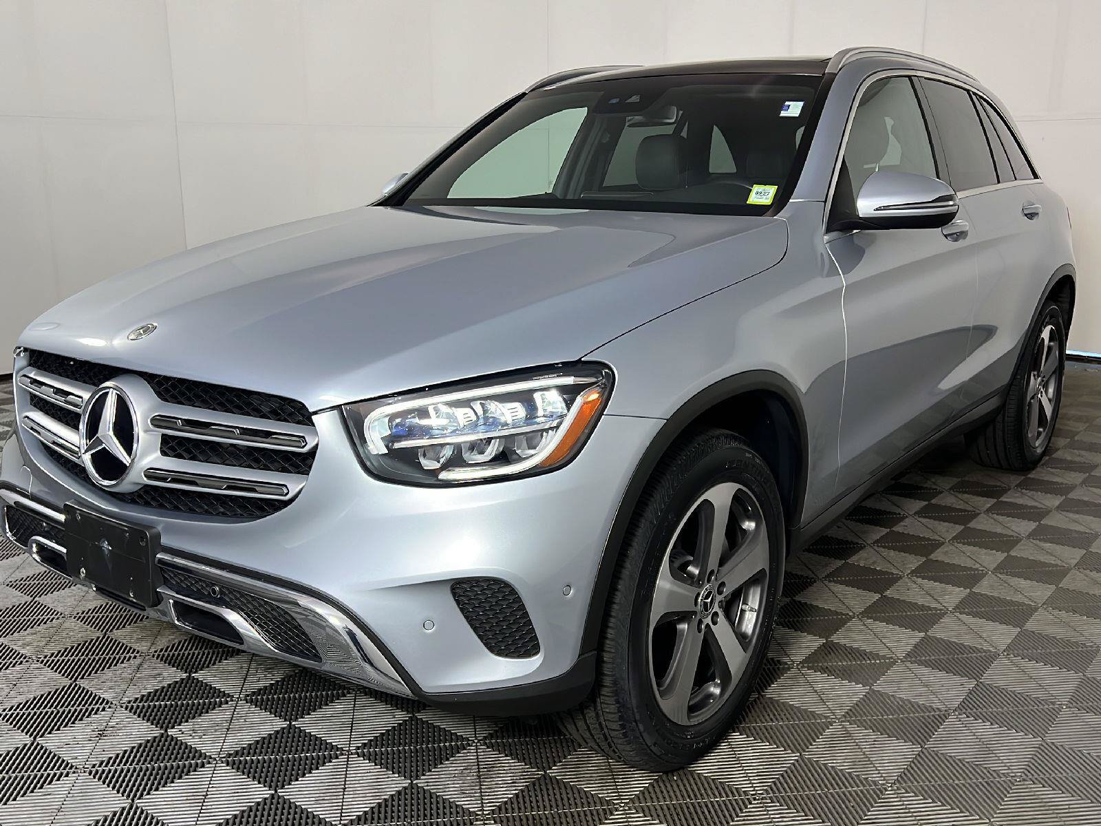 Used 2022 Mercedes-Benz GLC 300 4MATIC image 37
