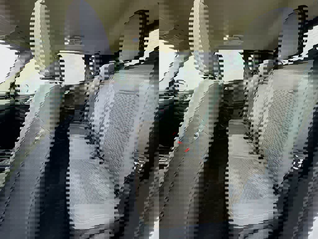 Certified 2020 Ford Escape SE image 13