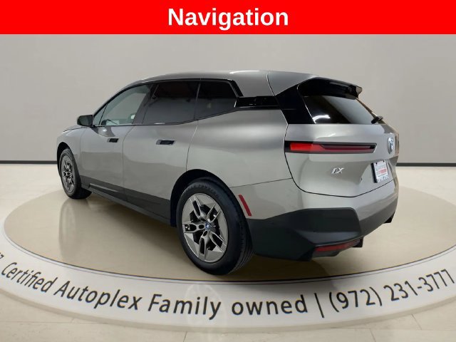 Used 2023 BMW iX xDrive50 AWD/4WD image 4