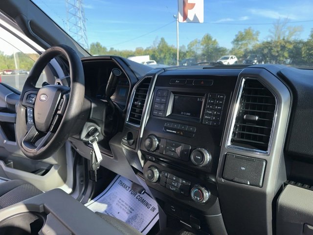 Used 2016 Ford F150 XLT image 22