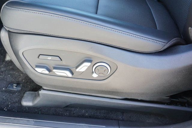 New 2026 Hyundai Ioniq 9 Calligraphy image 13