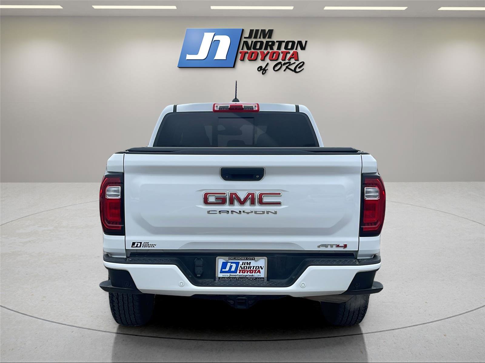 Used 2023 GMC Canyon AT4 w/ AT4 Premium Package image 6