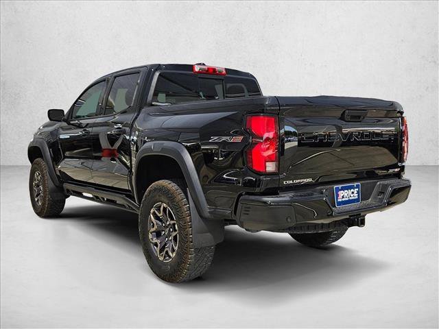 Used 2024 Chevrolet Colorado ZR2 w/ Technology Package AWD/4WD image 7