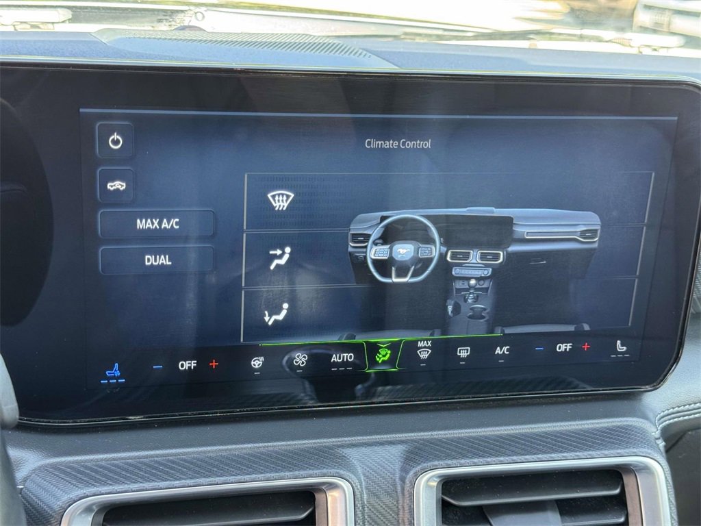 Used 2024 Ford Mustang Premium image 6