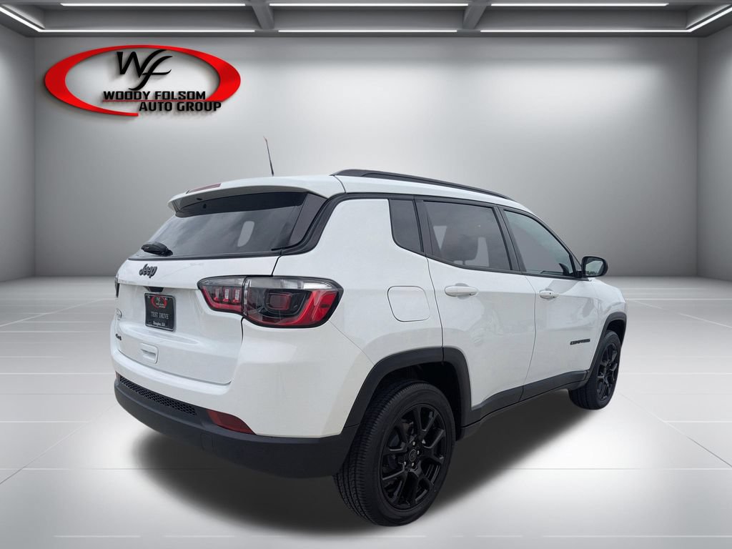 New 2026 Jeep Compass Latitude AWD/4WD image 3