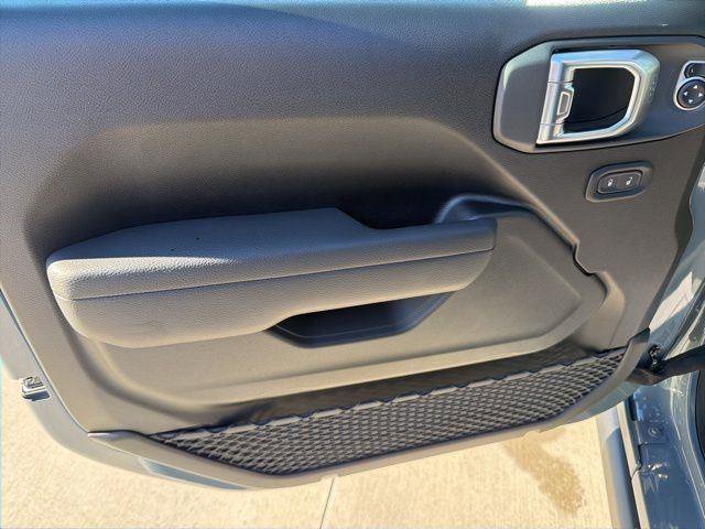 New 2026 Jeep Gladiator Willys image 11