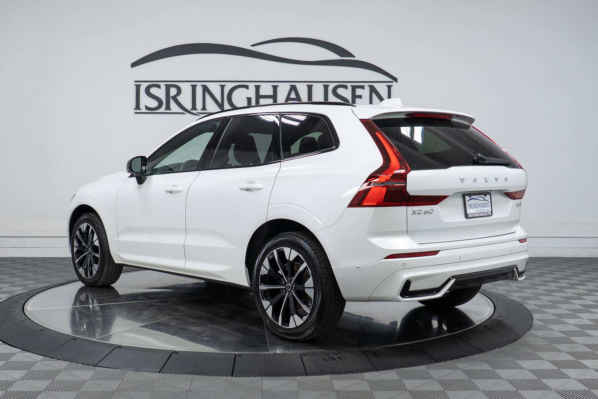 Used 2026 Volvo XC60 B5 Plus w/ Climate Package AWD/4WD image 7