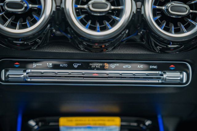 New 2026 Mercedes-Benz GLB 250 4MATIC image 24