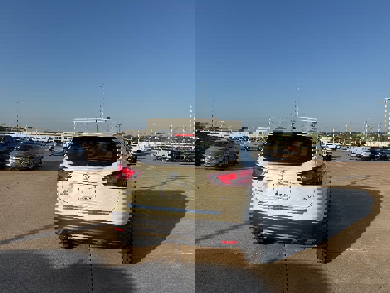 Used 2019 Nissan Rogue Sport SV w/ Technology Package image 16