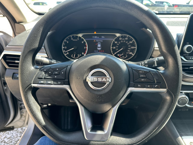 Used 2024 Nissan Altima 2.5 SV AWD/4WD image 27