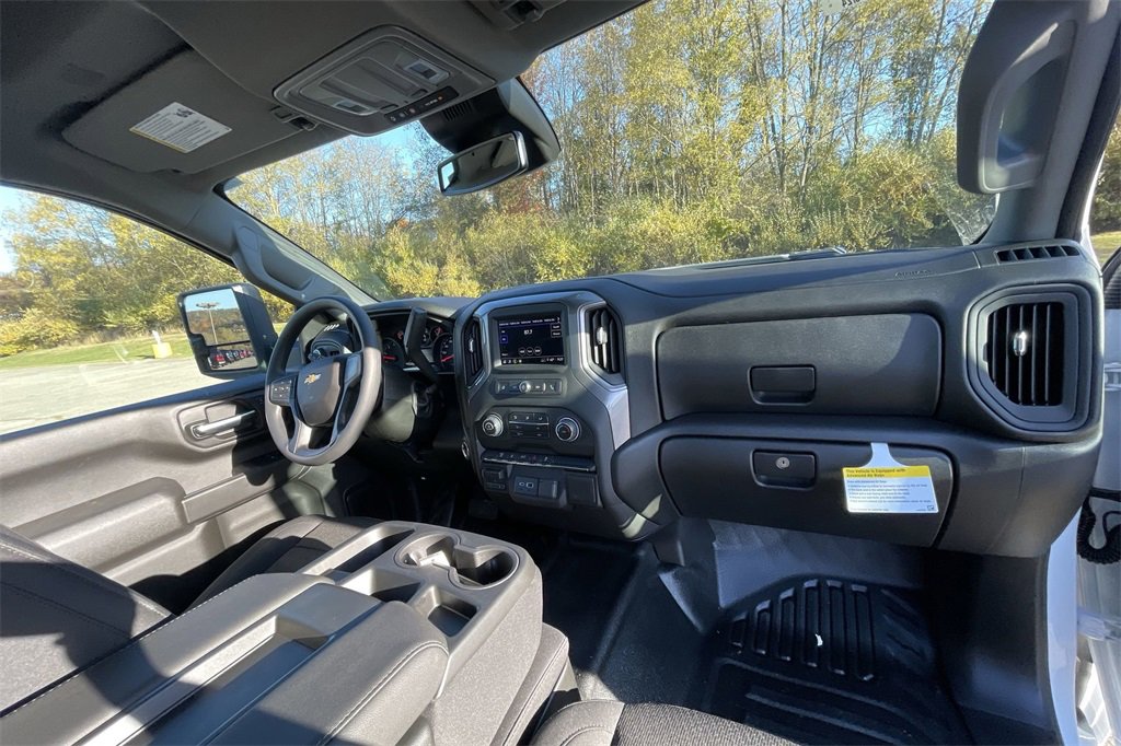 New 2025 Chevrolet Silverado 2500 W/T image 11